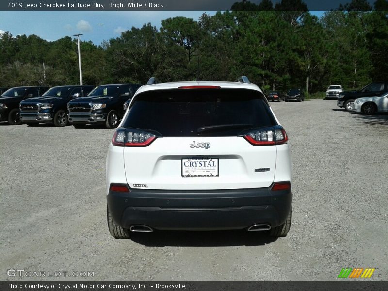 Bright White / Black 2019 Jeep Cherokee Latitude Plus