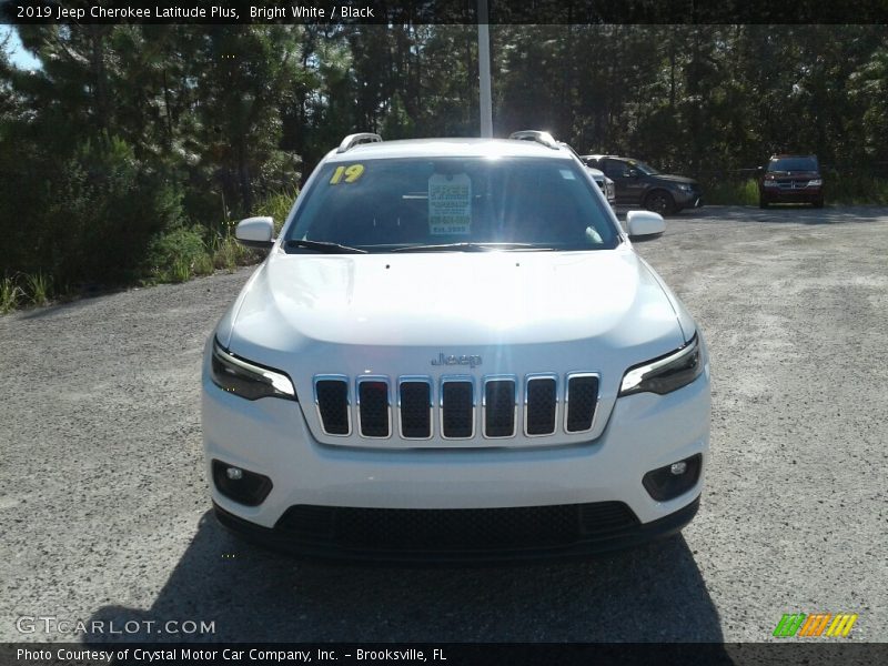 Bright White / Black 2019 Jeep Cherokee Latitude Plus