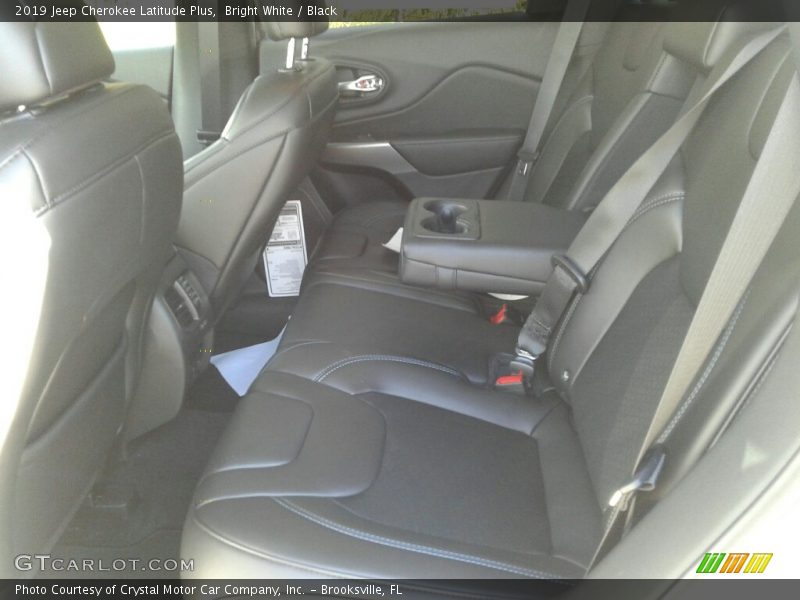 Bright White / Black 2019 Jeep Cherokee Latitude Plus