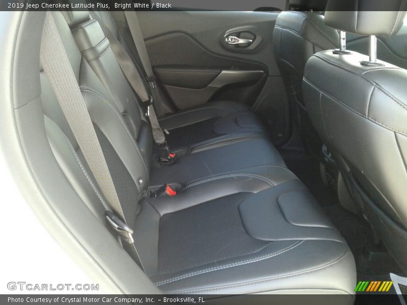 Bright White / Black 2019 Jeep Cherokee Latitude Plus