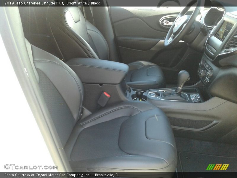 Bright White / Black 2019 Jeep Cherokee Latitude Plus