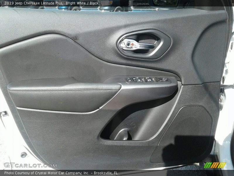 Bright White / Black 2019 Jeep Cherokee Latitude Plus