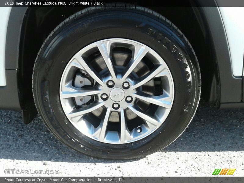 Bright White / Black 2019 Jeep Cherokee Latitude Plus