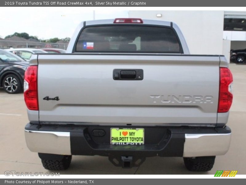 Silver Sky Metallic / Graphite 2019 Toyota Tundra TSS Off Road CrewMax 4x4