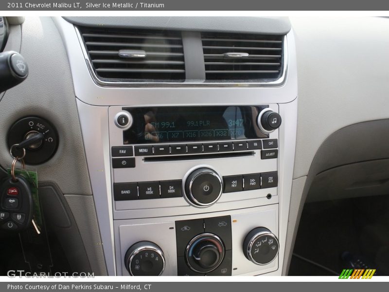 Silver Ice Metallic / Titanium 2011 Chevrolet Malibu LT