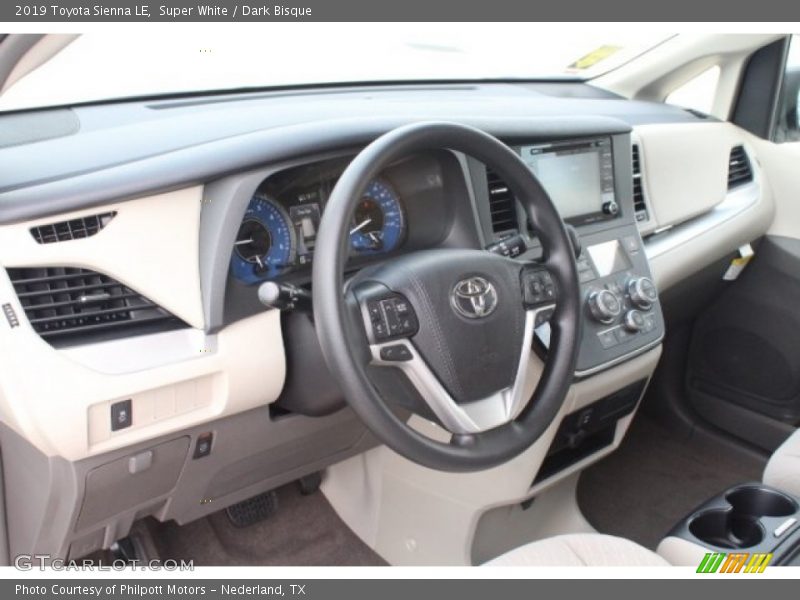Super White / Dark Bisque 2019 Toyota Sienna LE