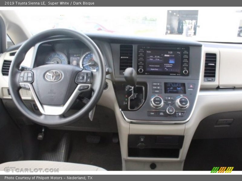 Super White / Dark Bisque 2019 Toyota Sienna LE