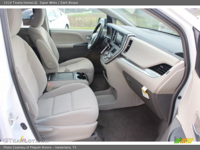 Super White / Dark Bisque 2019 Toyota Sienna LE