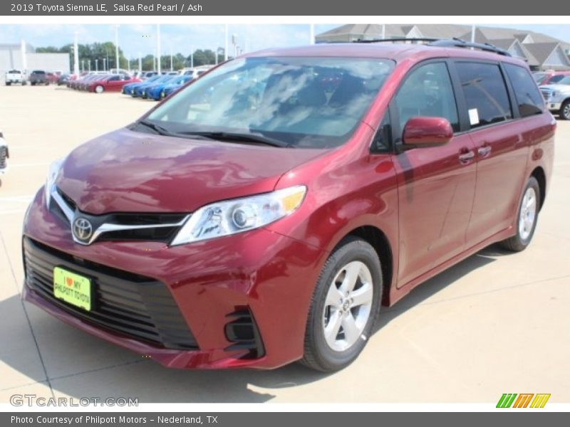 Salsa Red Pearl / Ash 2019 Toyota Sienna LE