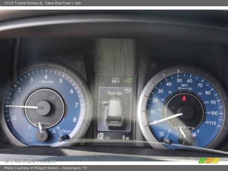 Salsa Red Pearl / Ash 2019 Toyota Sienna LE