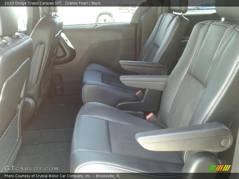 Granite Pearl / Black 2019 Dodge Grand Caravan SXT