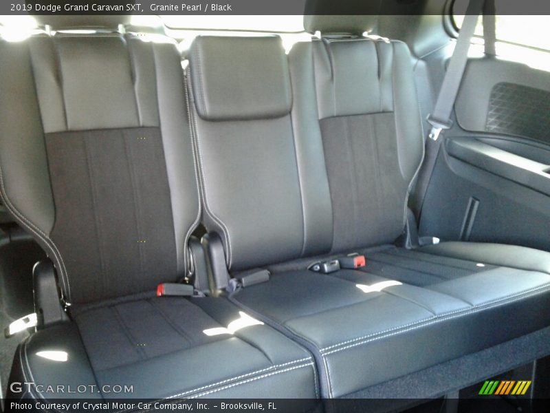 Granite Pearl / Black 2019 Dodge Grand Caravan SXT