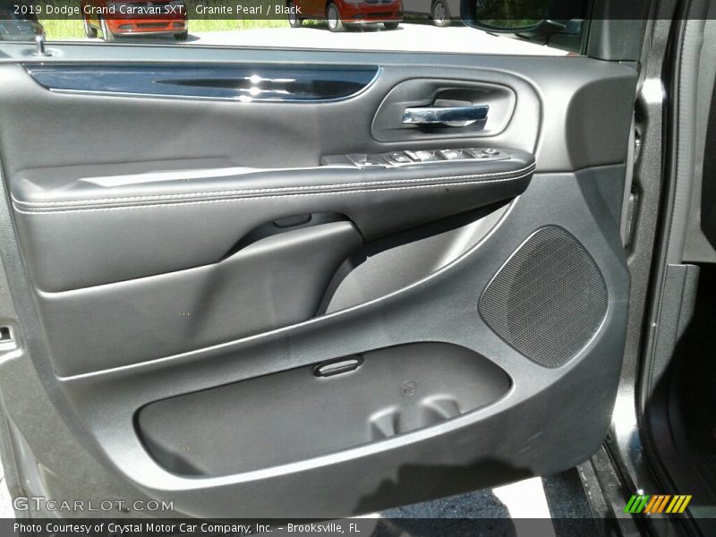 Granite Pearl / Black 2019 Dodge Grand Caravan SXT