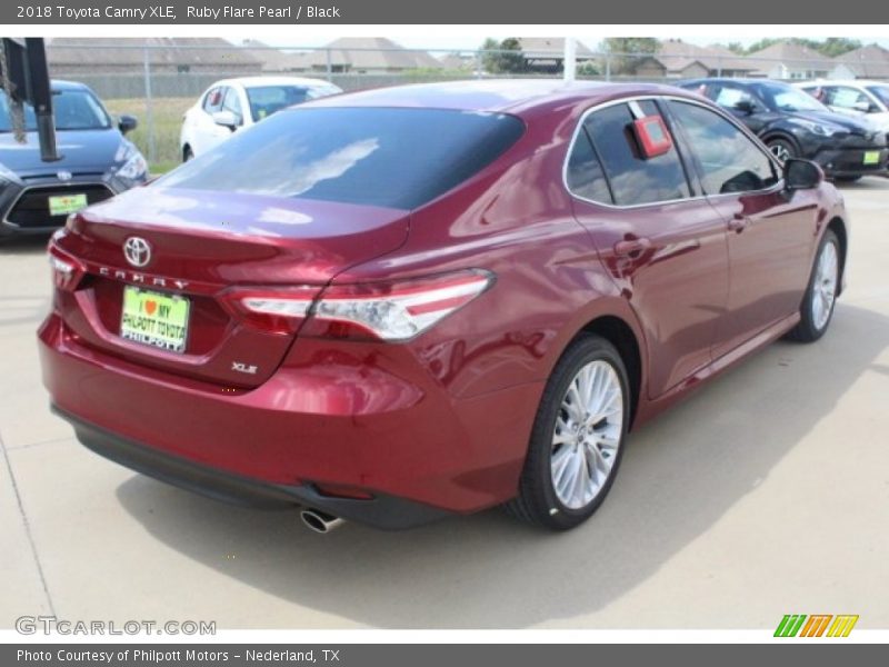 Ruby Flare Pearl / Black 2018 Toyota Camry XLE