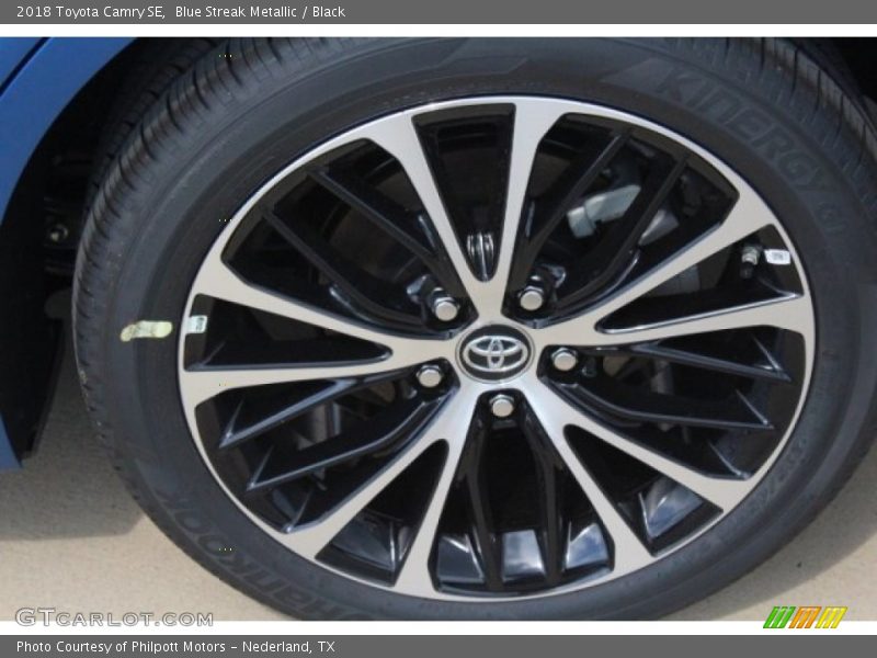 Blue Streak Metallic / Black 2018 Toyota Camry SE