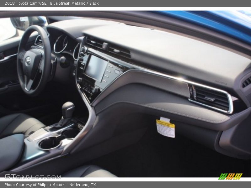 Blue Streak Metallic / Black 2018 Toyota Camry SE