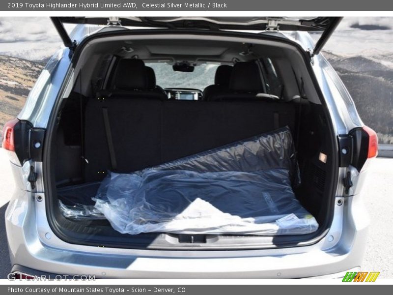 Celestial Silver Metallic / Black 2019 Toyota Highlander Hybrid Limited AWD