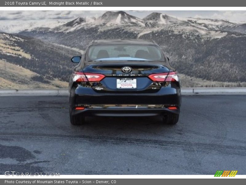 Midnight Black Metallic / Black 2018 Toyota Camry LE