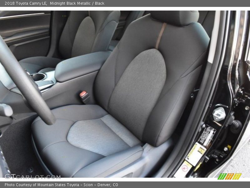Midnight Black Metallic / Black 2018 Toyota Camry LE