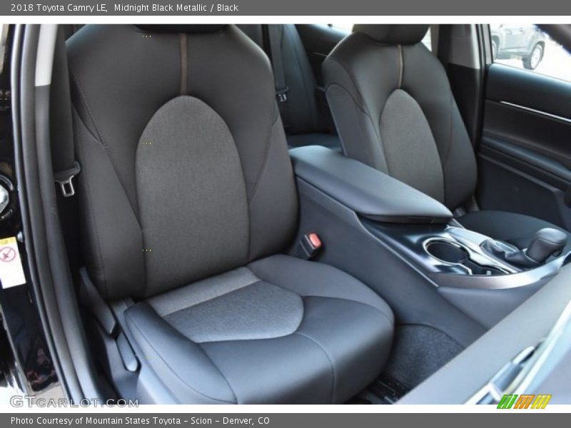 Midnight Black Metallic / Black 2018 Toyota Camry LE