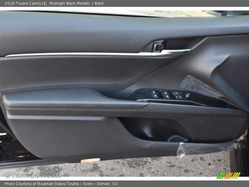 Midnight Black Metallic / Black 2018 Toyota Camry LE