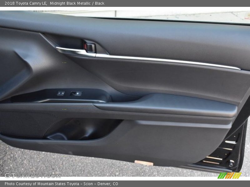 Midnight Black Metallic / Black 2018 Toyota Camry LE