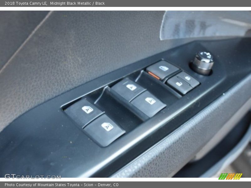 Midnight Black Metallic / Black 2018 Toyota Camry LE