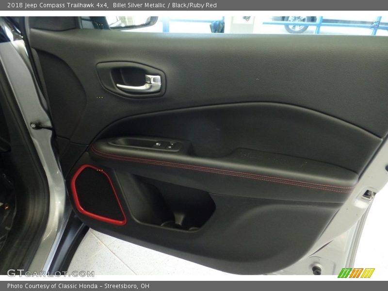 Billet Silver Metallic / Black/Ruby Red 2018 Jeep Compass Trailhawk 4x4