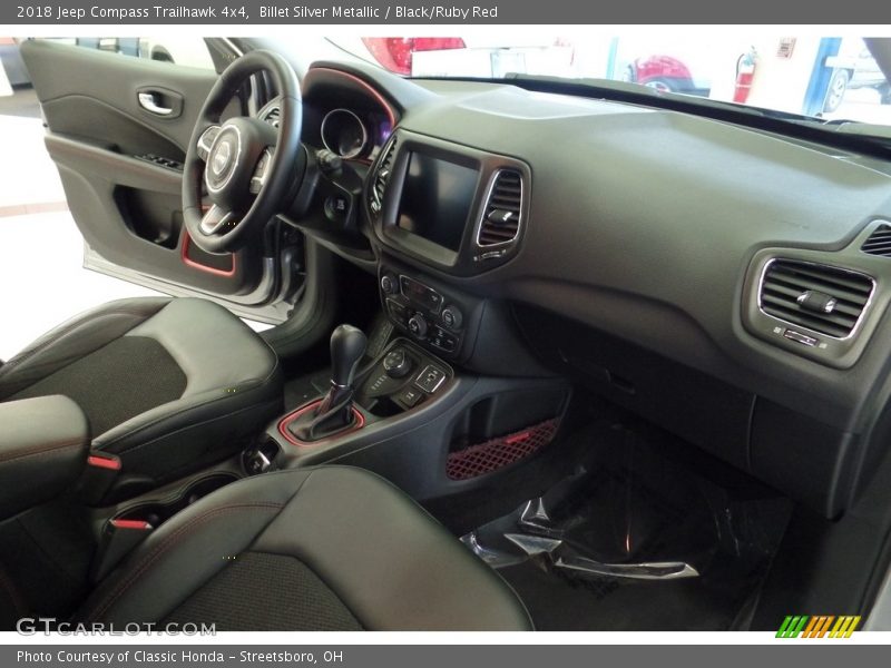 Billet Silver Metallic / Black/Ruby Red 2018 Jeep Compass Trailhawk 4x4