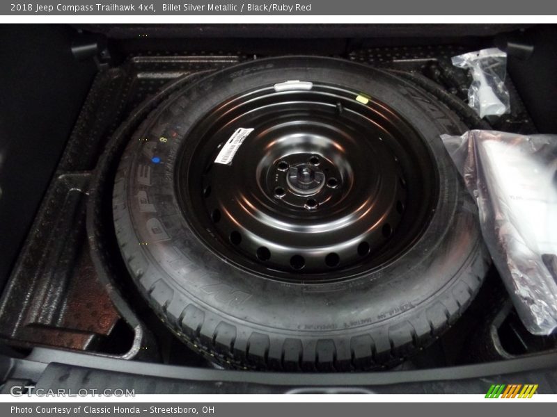 Billet Silver Metallic / Black/Ruby Red 2018 Jeep Compass Trailhawk 4x4