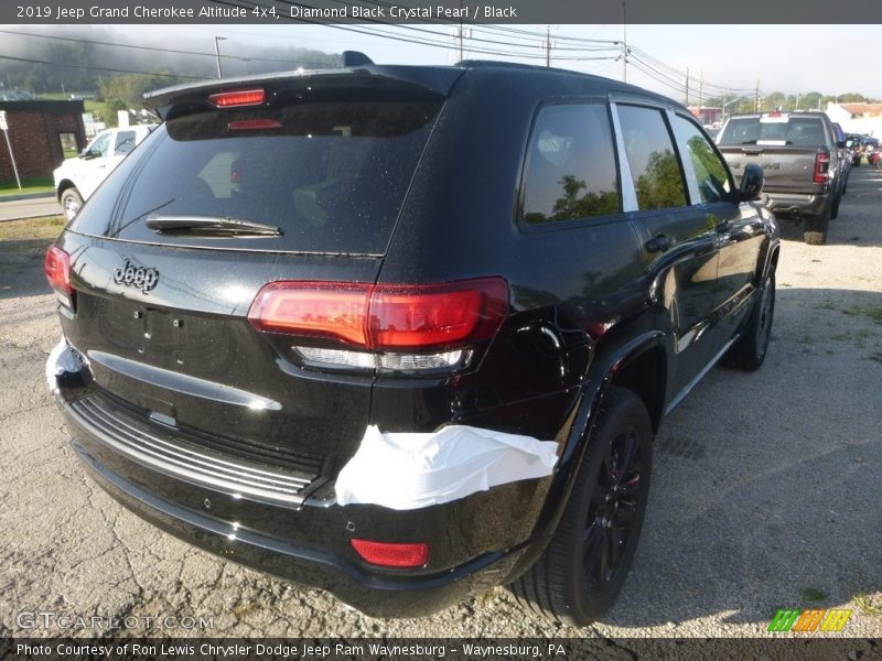 Diamond Black Crystal Pearl / Black 2019 Jeep Grand Cherokee Altitude 4x4