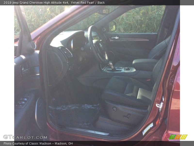 Velvet Red Pearl / Black 2019 Jeep Grand Cherokee High Altitude 4x4