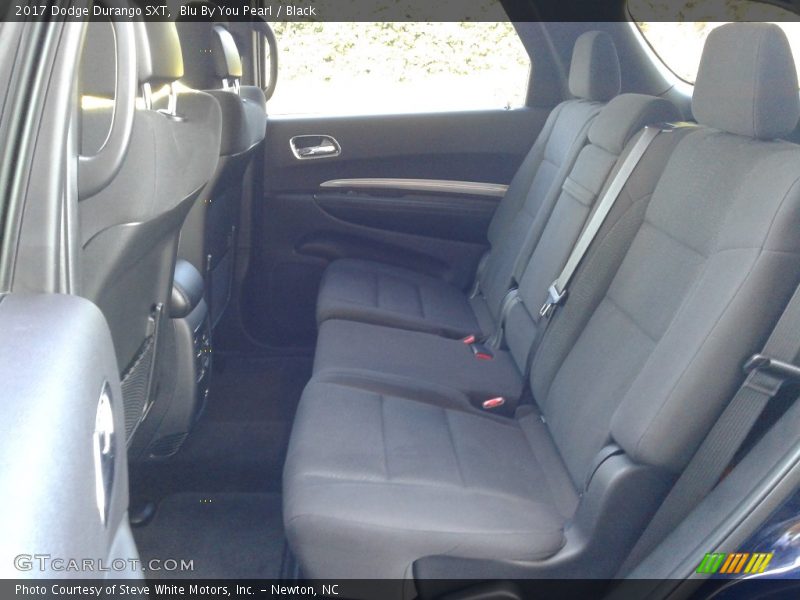 Blu By You Pearl / Black 2017 Dodge Durango SXT