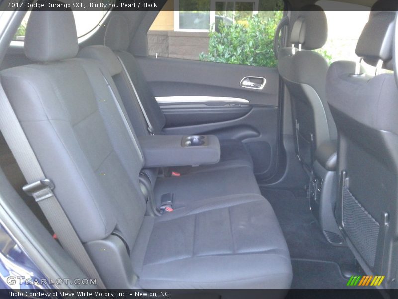 Blu By You Pearl / Black 2017 Dodge Durango SXT