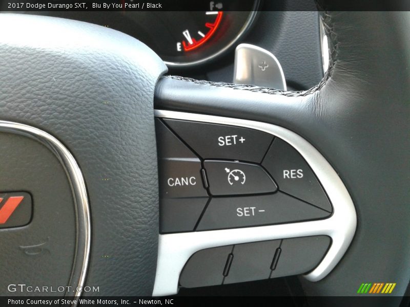 Blu By You Pearl / Black 2017 Dodge Durango SXT