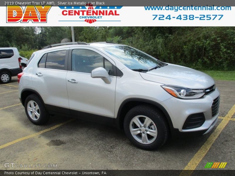 Silver Ice Metallic / Jet Black 2019 Chevrolet Trax LT AWD