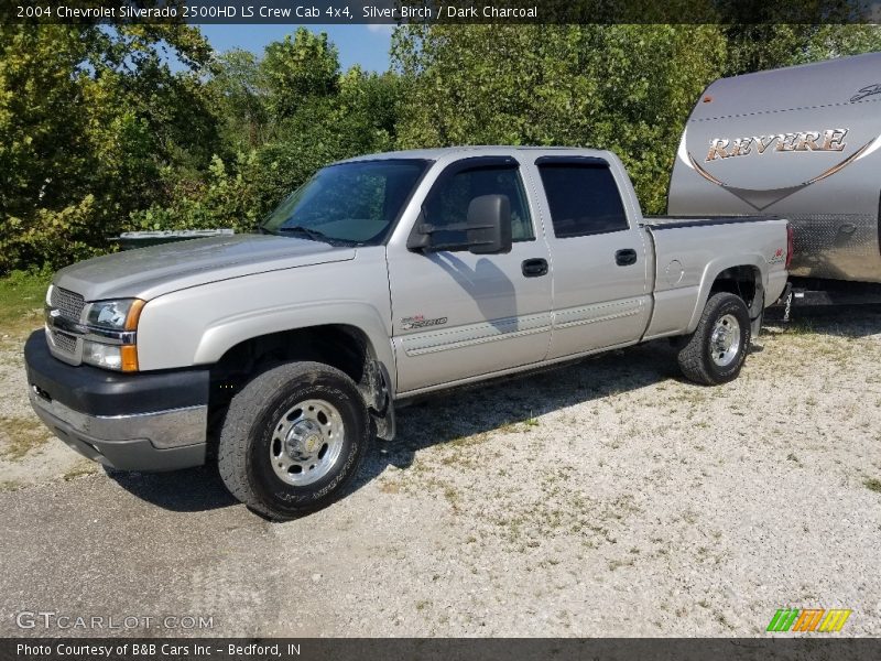 Silver Birch / Dark Charcoal 2004 Chevrolet Silverado 2500HD LS Crew Cab 4x4