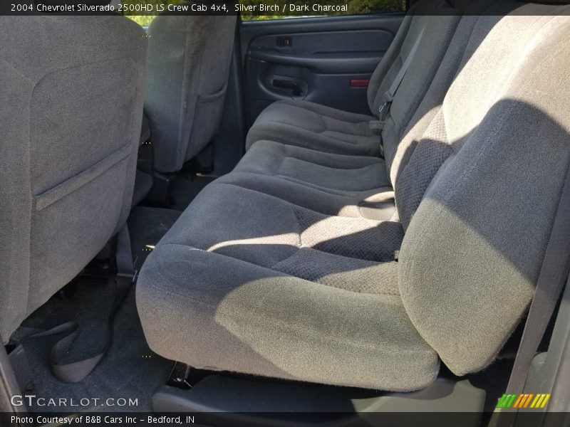 Silver Birch / Dark Charcoal 2004 Chevrolet Silverado 2500HD LS Crew Cab 4x4