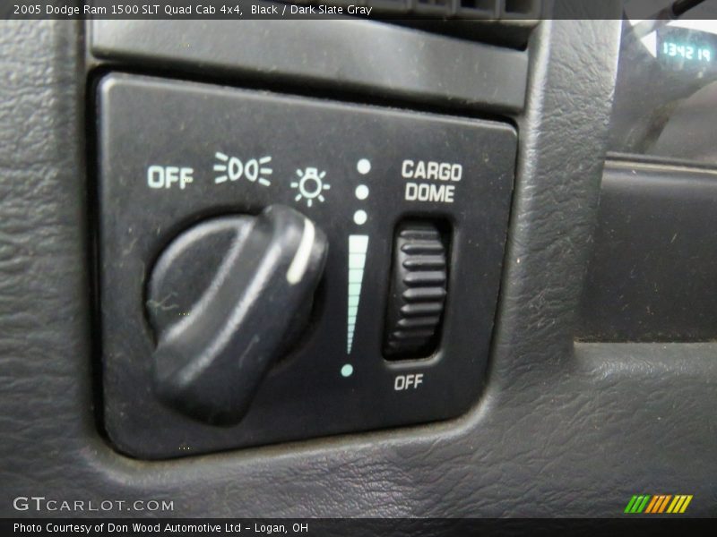 Black / Dark Slate Gray 2005 Dodge Ram 1500 SLT Quad Cab 4x4