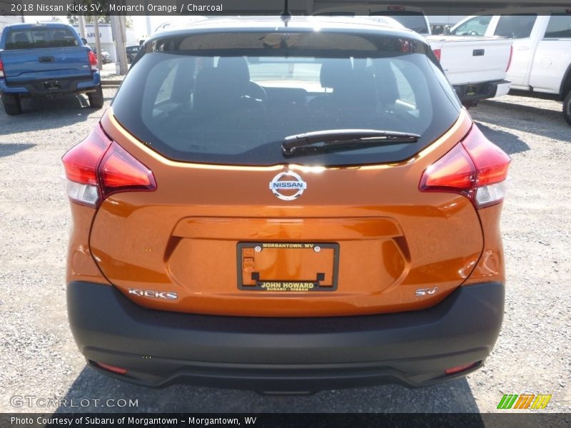 Monarch Orange / Charcoal 2018 Nissan Kicks SV