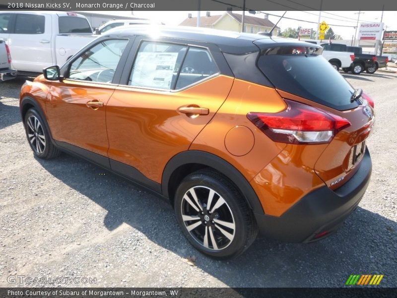 Monarch Orange / Charcoal 2018 Nissan Kicks SV