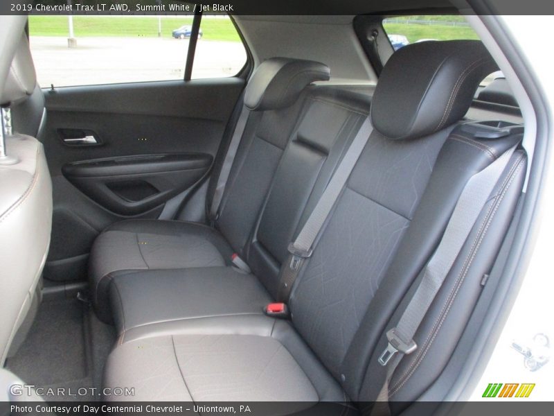 Summit White / Jet Black 2019 Chevrolet Trax LT AWD