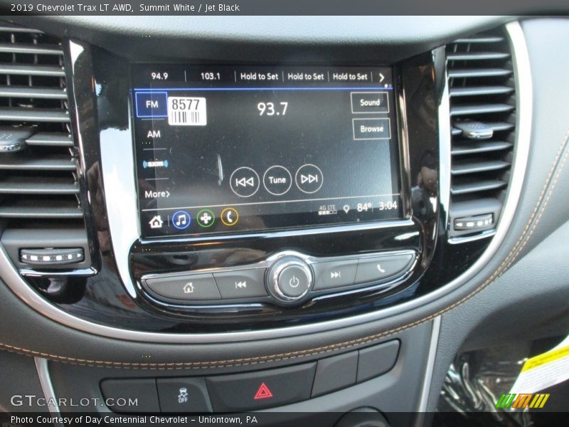 Summit White / Jet Black 2019 Chevrolet Trax LT AWD