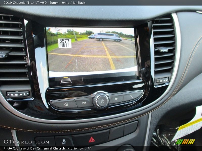 Summit White / Jet Black 2019 Chevrolet Trax LT AWD