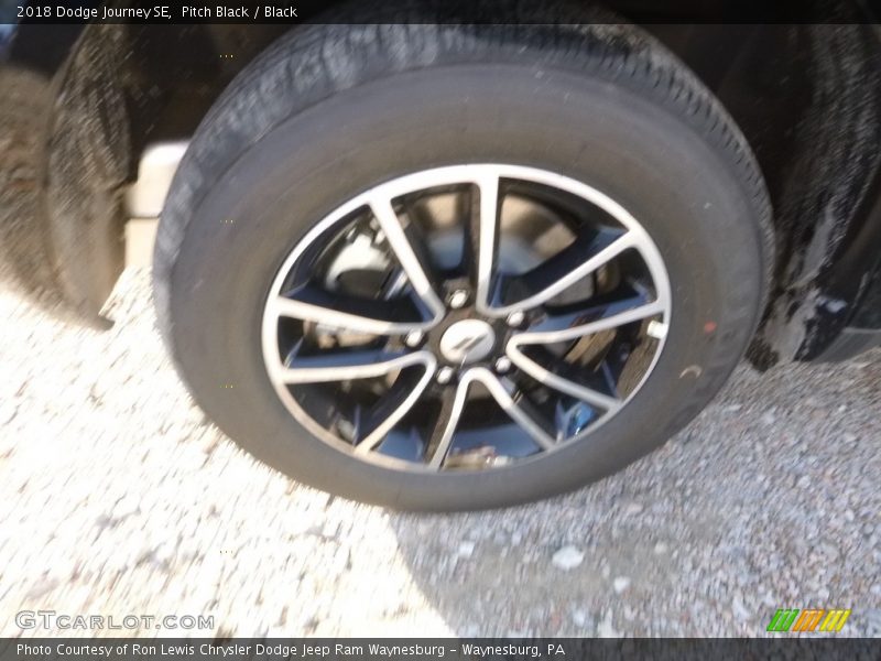 Pitch Black / Black 2018 Dodge Journey SE