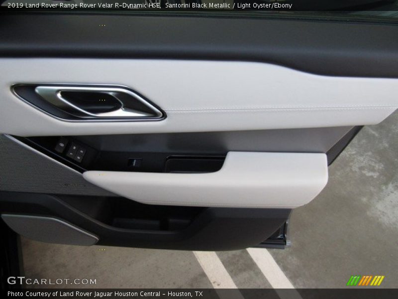 Santorini Black Metallic / Light Oyster/Ebony 2019 Land Rover Range Rover Velar R-Dynamic HSE