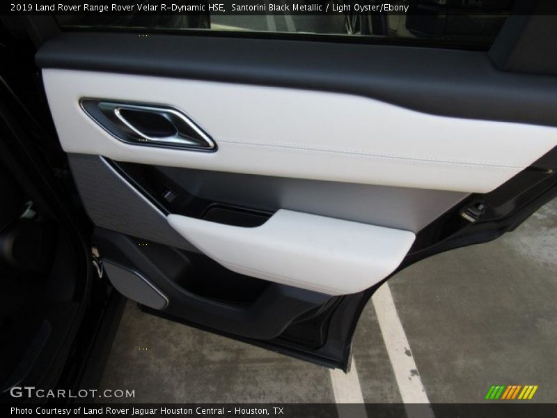 Santorini Black Metallic / Light Oyster/Ebony 2019 Land Rover Range Rover Velar R-Dynamic HSE