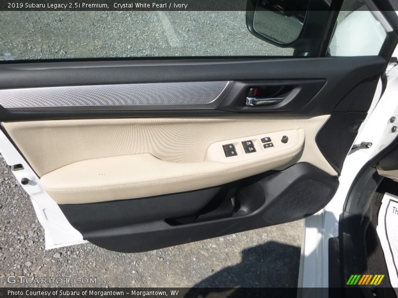 Crystal White Pearl / Ivory 2019 Subaru Legacy 2.5i Premium