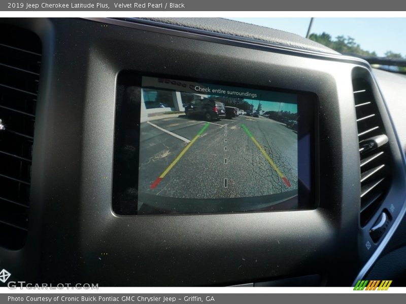 Velvet Red Pearl / Black 2019 Jeep Cherokee Latitude Plus