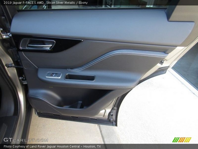 Silicon Silver Metallic / Ebony 2019 Jaguar F-PACE S AWD